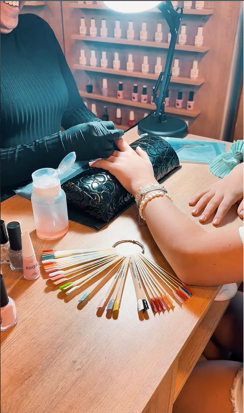 Manicure